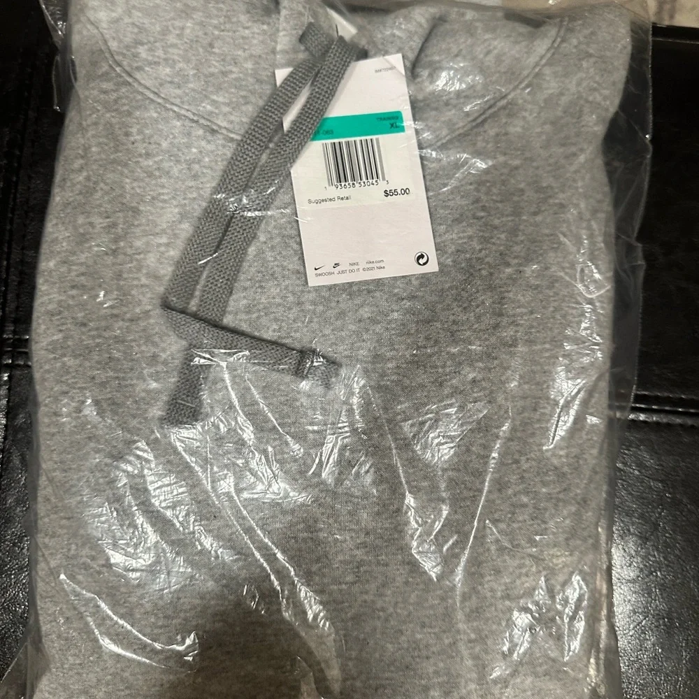 Nike Hoodie - Picture 3 of 5